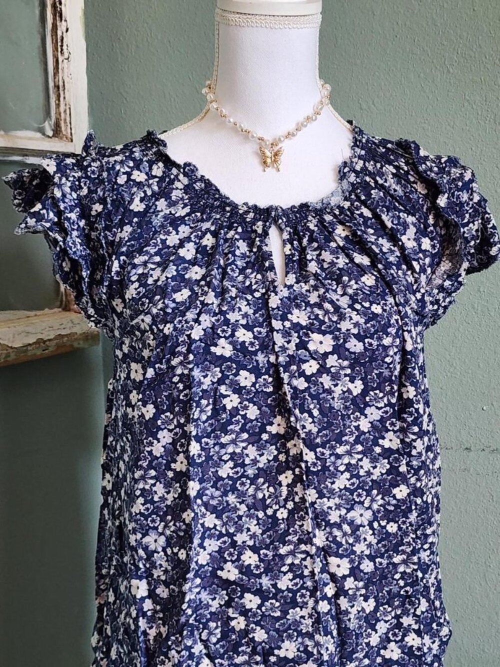 Old Navy Navy and White Floral Ruffle Neck Top